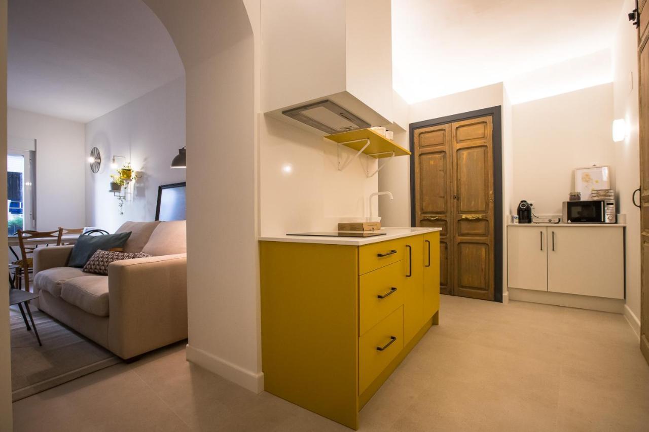 Apartamentos San Salvador Parking Gratis Mérida Exteriör bild