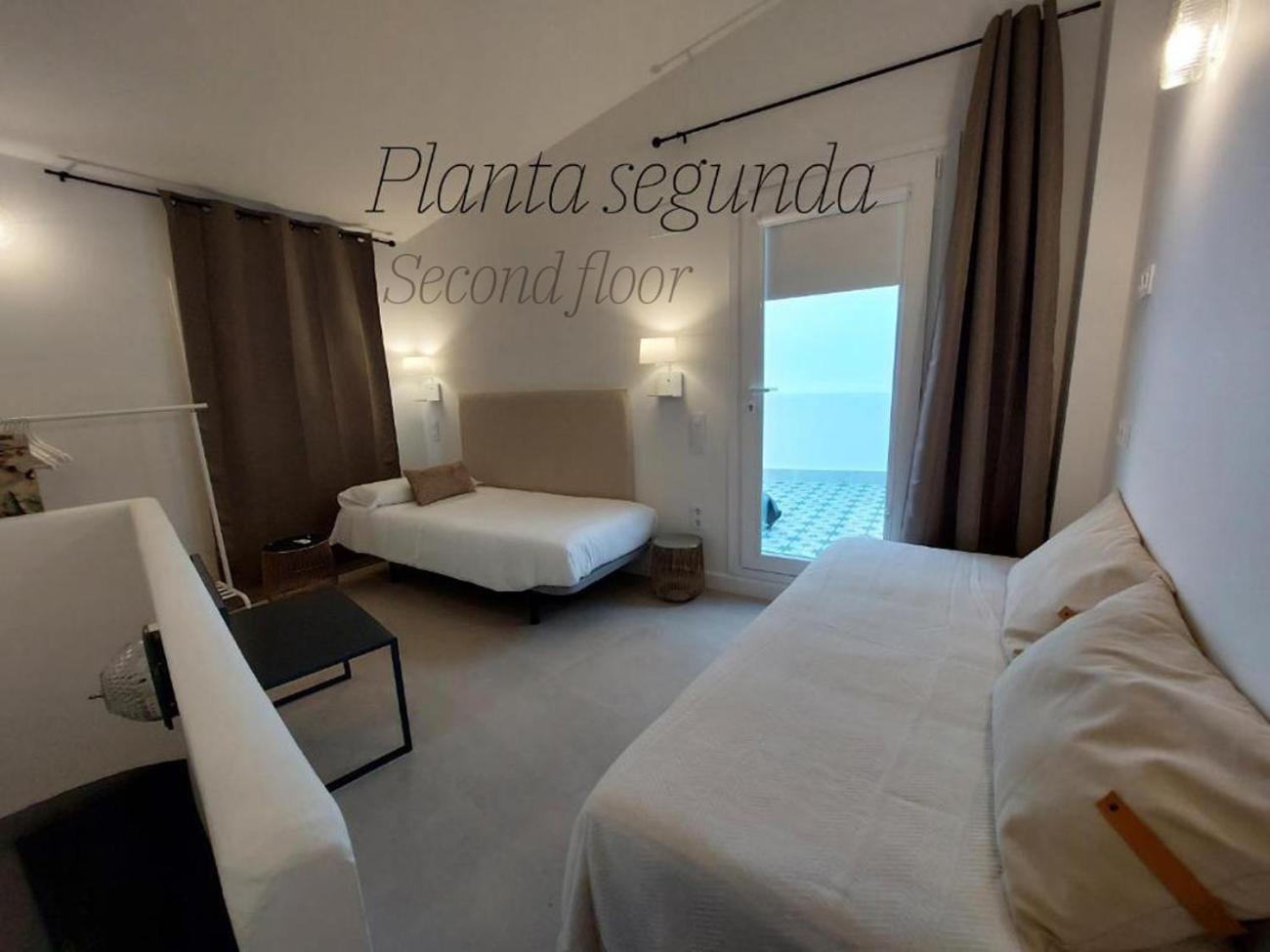 Apartamentos San Salvador Parking Gratis Mérida Exteriör bild